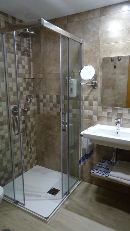 Hotel Bahia Gijon Bagian luar foto
