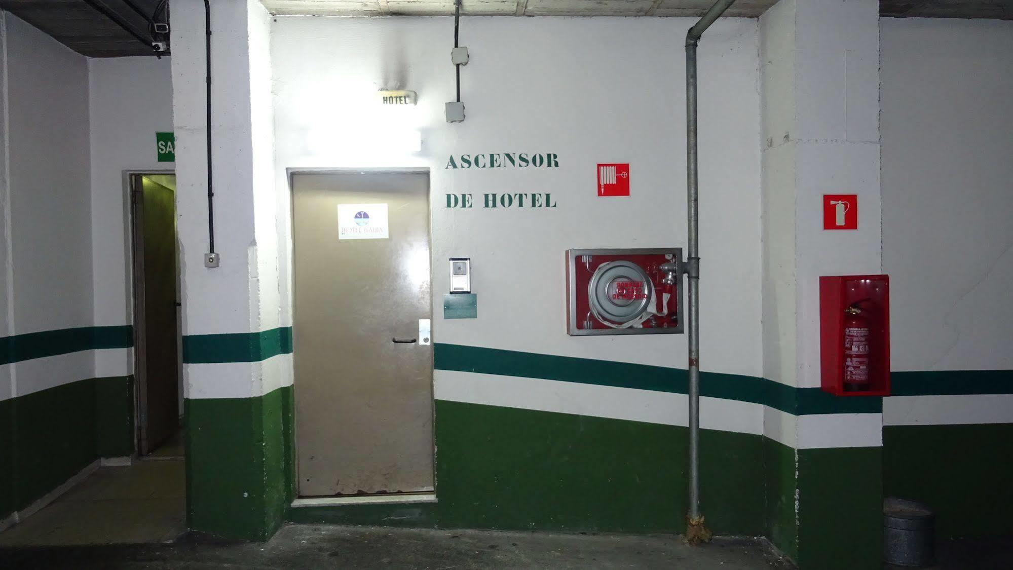 Hotel Bahia Gijon Bagian luar foto