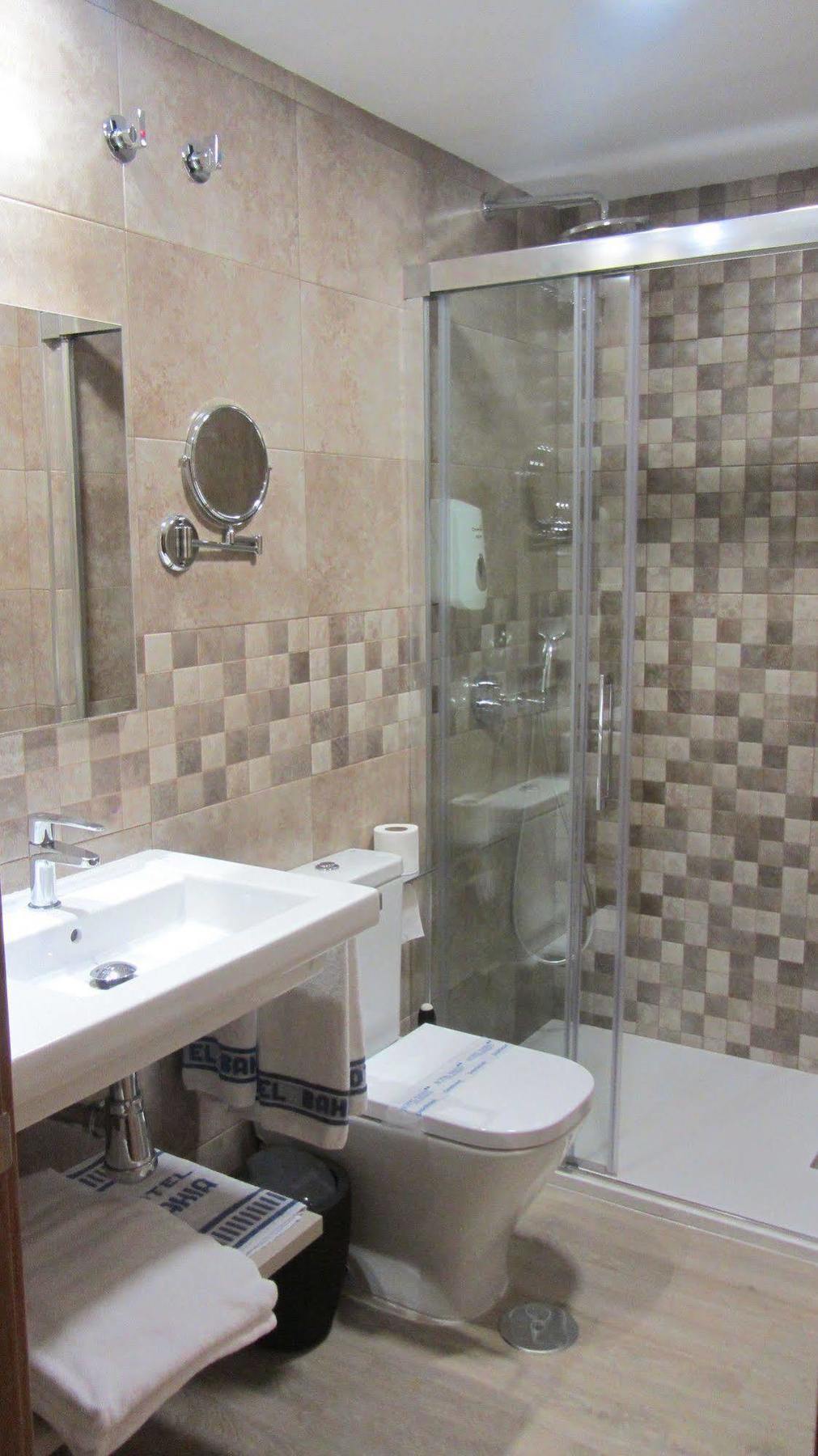 Hotel Bahia Gijon Bagian luar foto