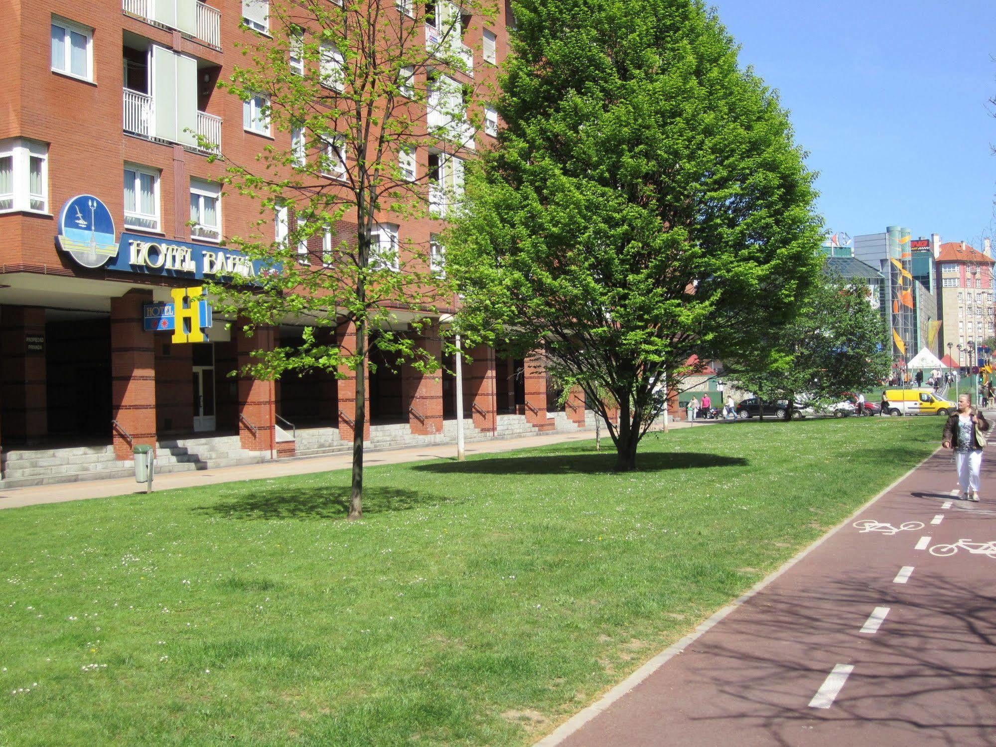 Hotel Bahia Gijon Bagian luar foto