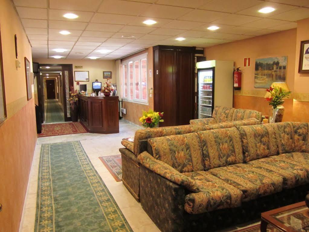 Hotel Bahia Gijon Bagian luar foto